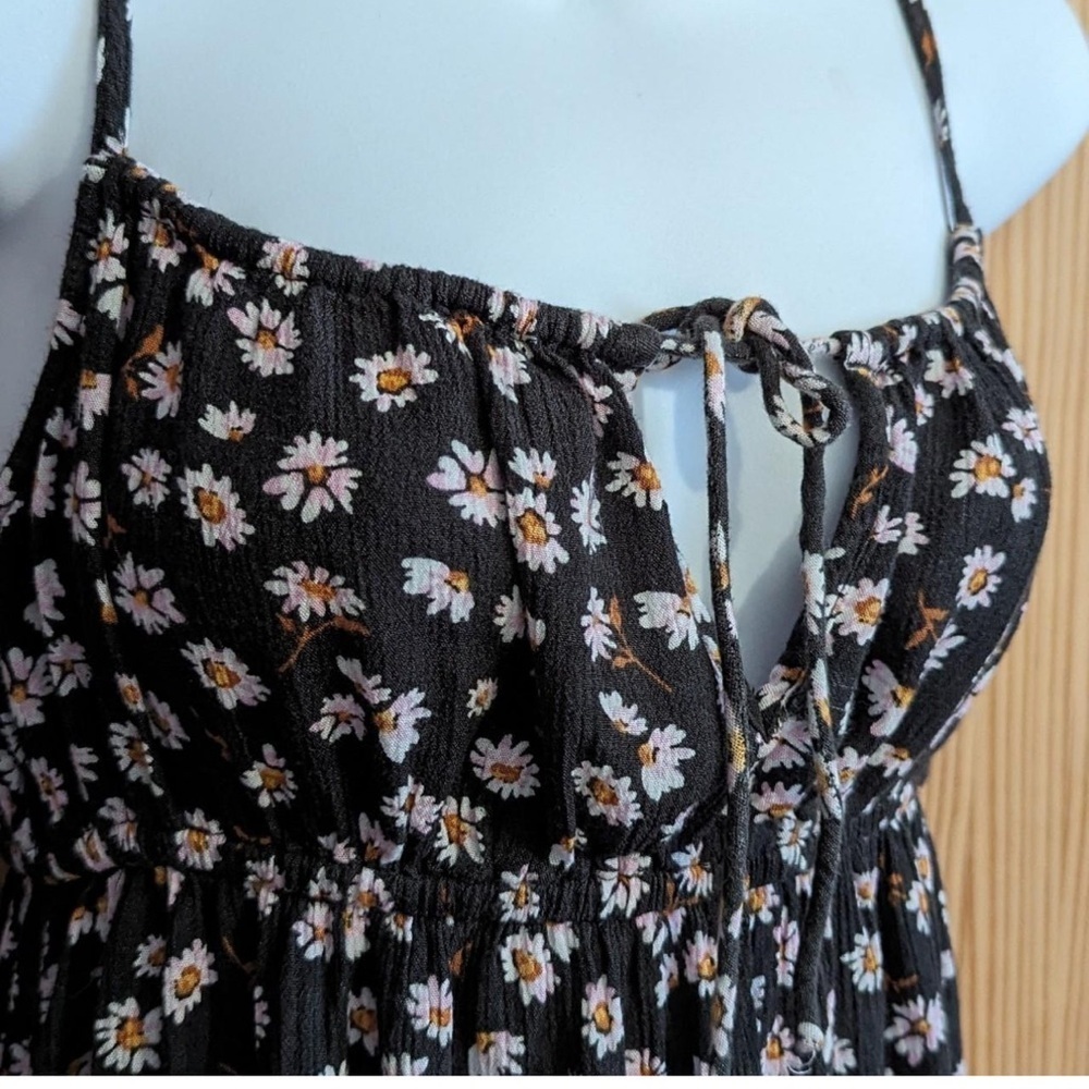 Floral Black Dress - Picture 3 of 7
